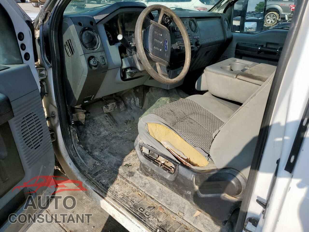 FORD F250 2011 - 1FT7X2A65BEB00318