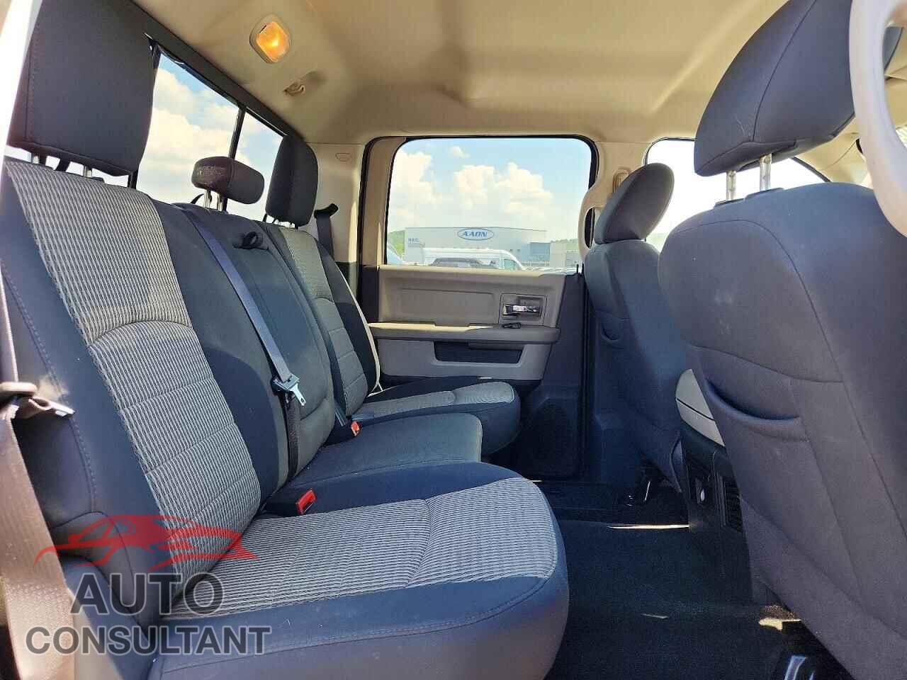 DODGE RAM 1500 2012 - 1C6RD7LT5CS119091