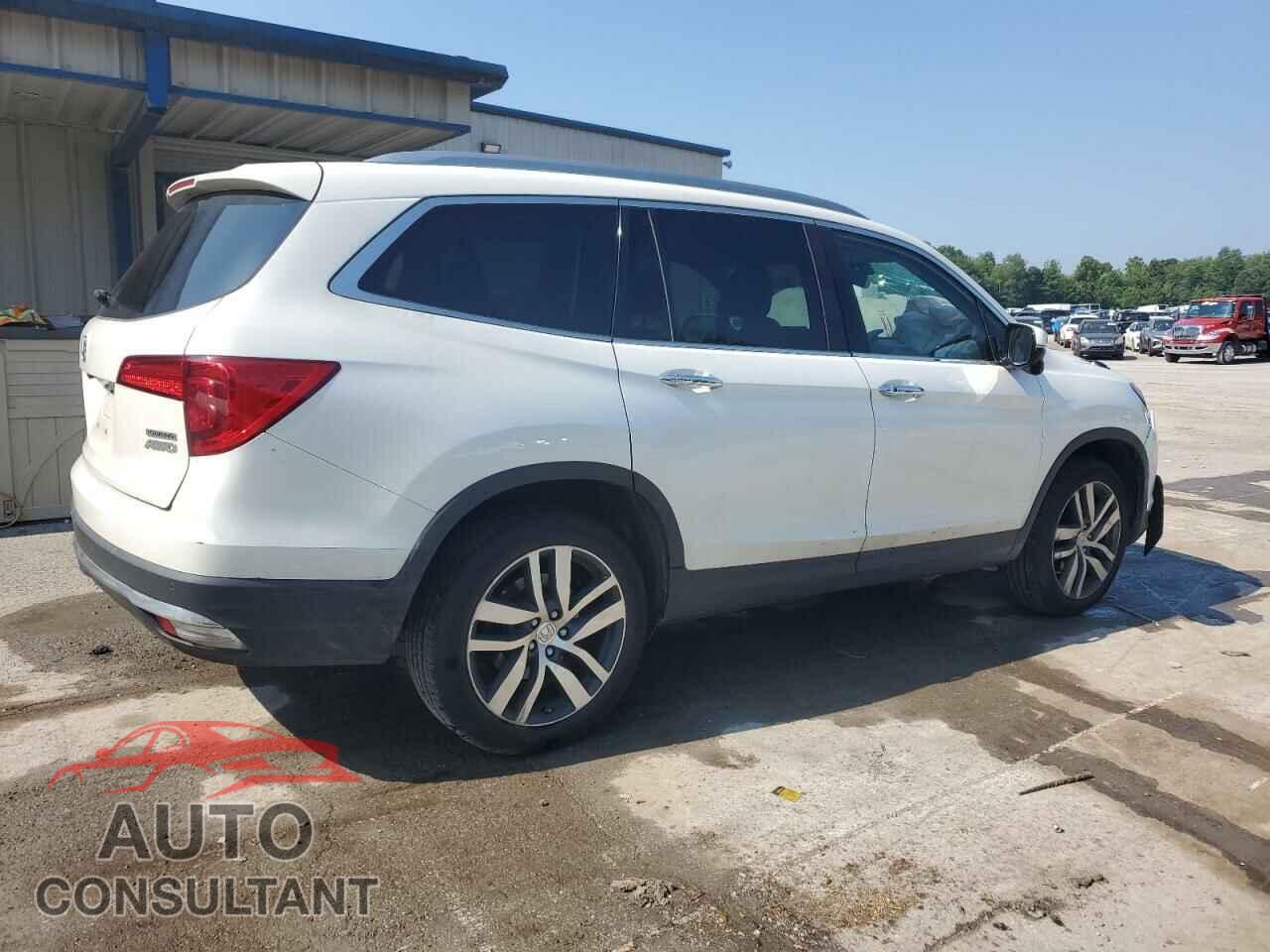 HONDA PILOT 2017 - 5FNYF6H99HB012779
