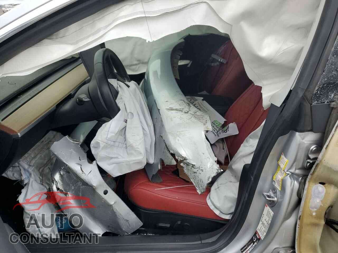 TESLA MODEL 3 2018 - 5YJ3E1EA5JF095289