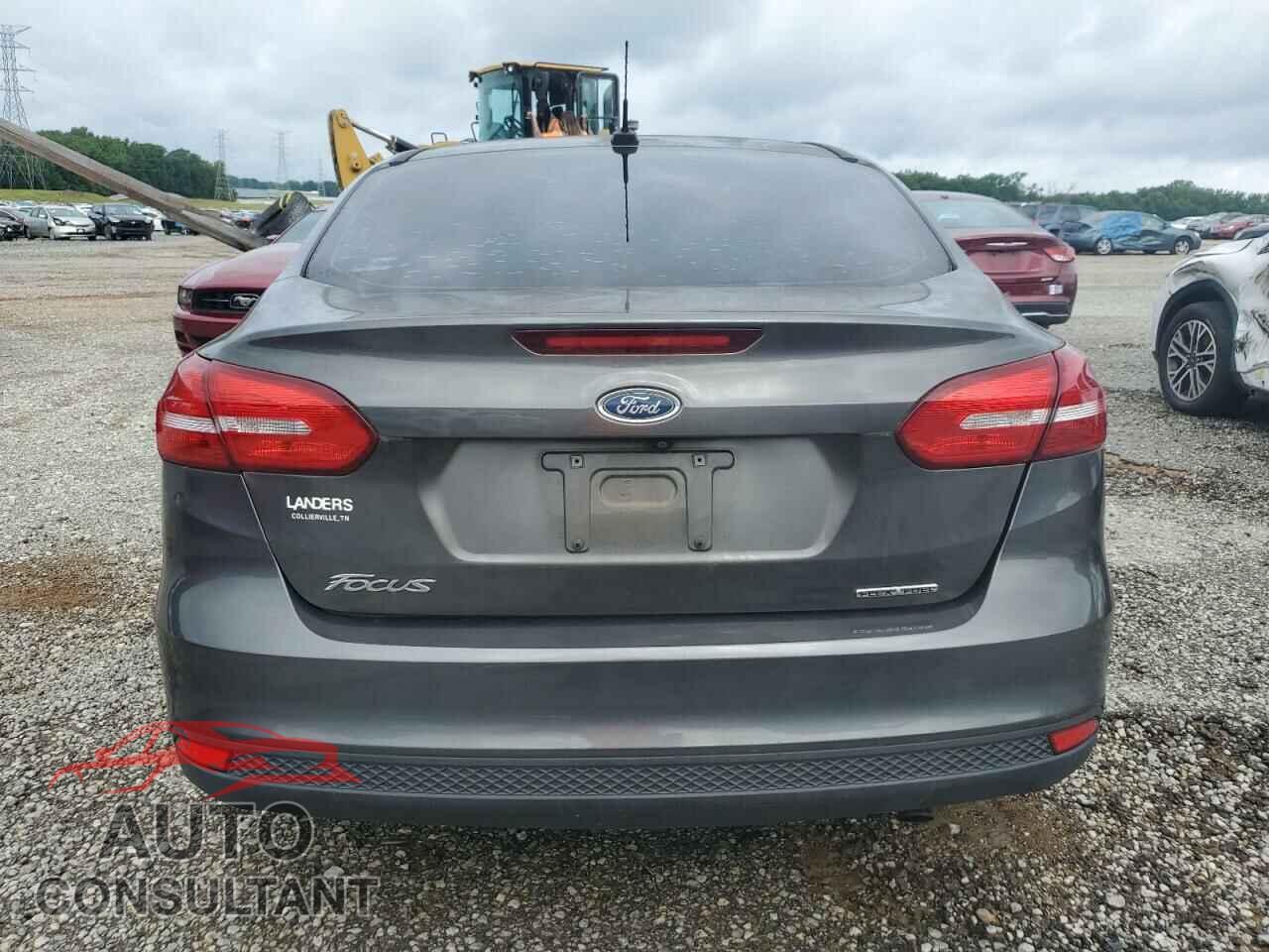FORD FOCUS 2015 - 1FADP3E29FL381868