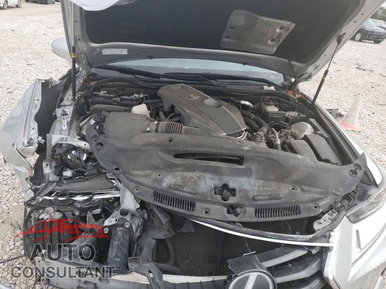 LEXUS IS 2017 - JTHBA1D29H5052361