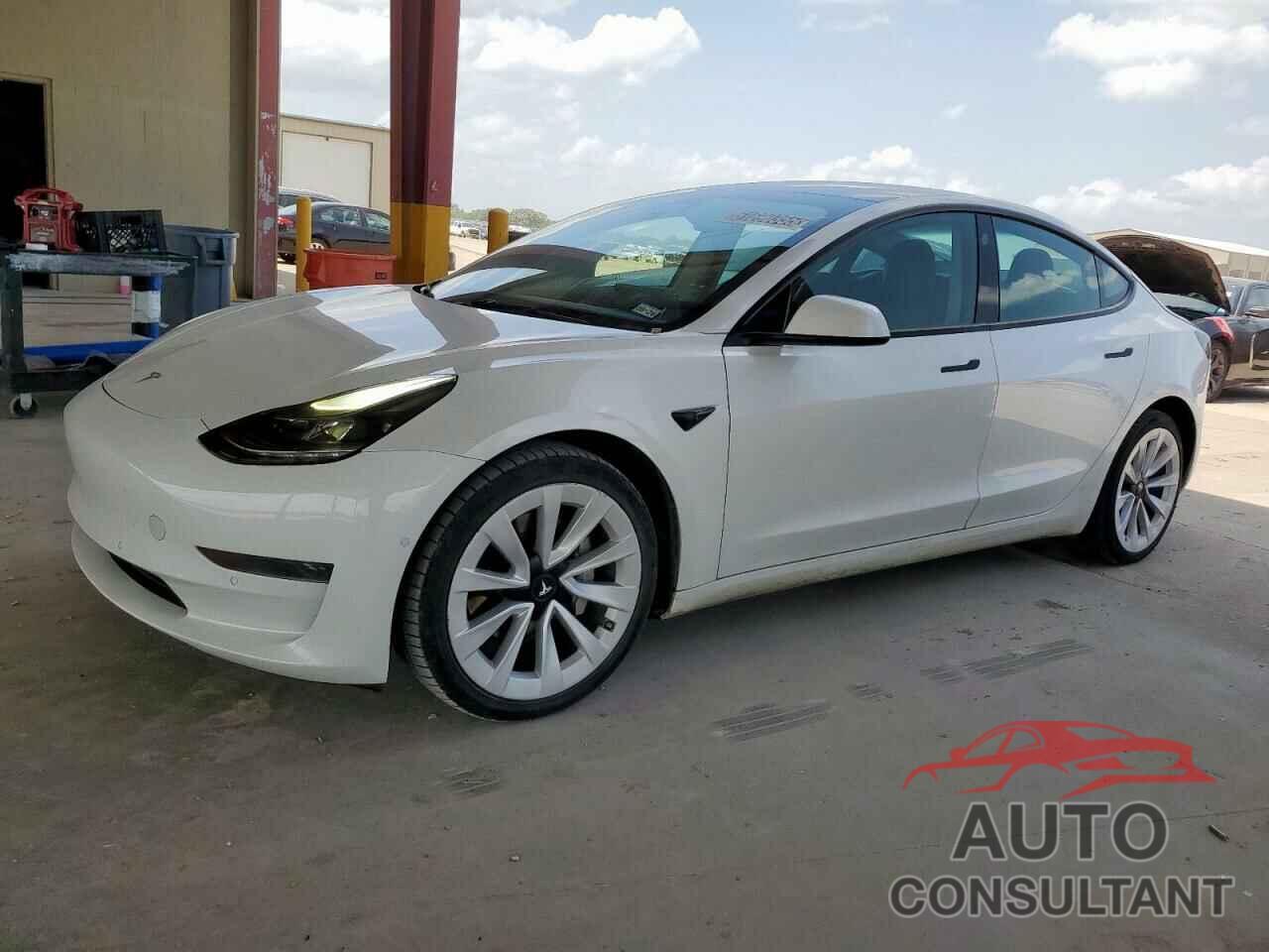 TESLA MODEL 3 2022 - 5YJ3E1EA7NF285505