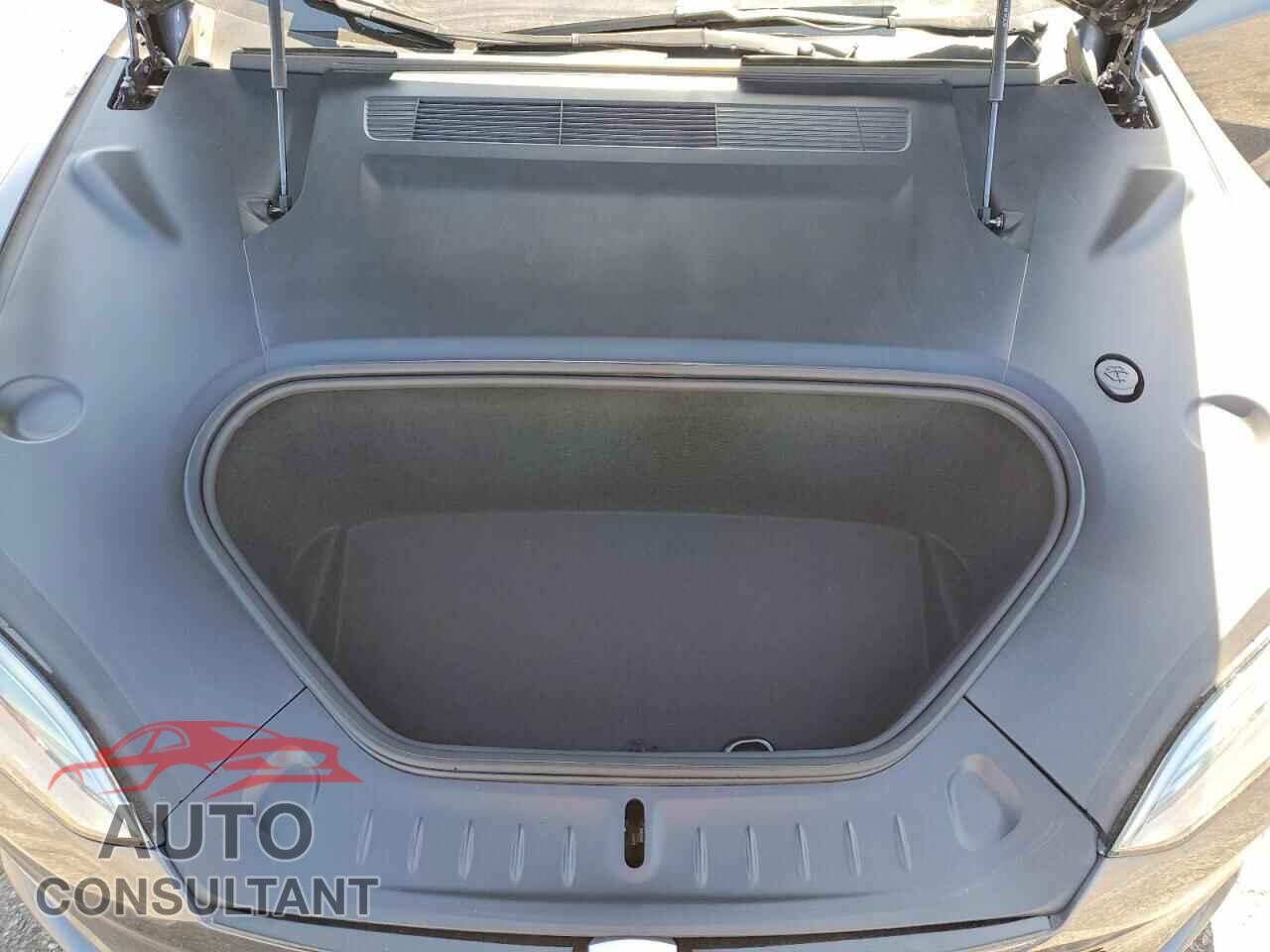 TESLA MODEL S 2022 - 5YJSA1E55NF491660