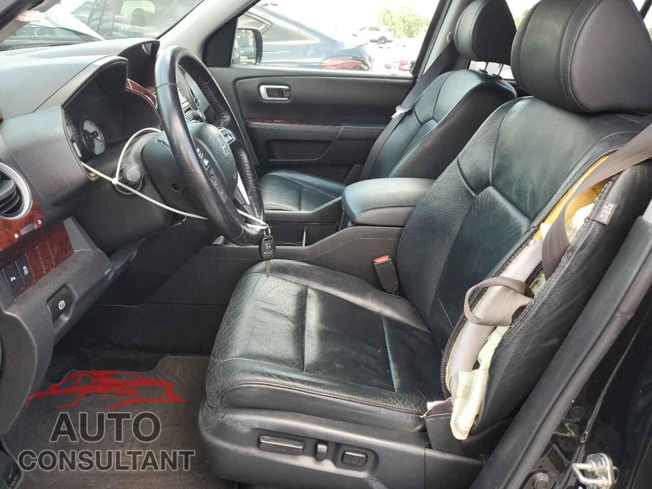 HONDA PILOT 2013 - 5FNYF3H94DB041860