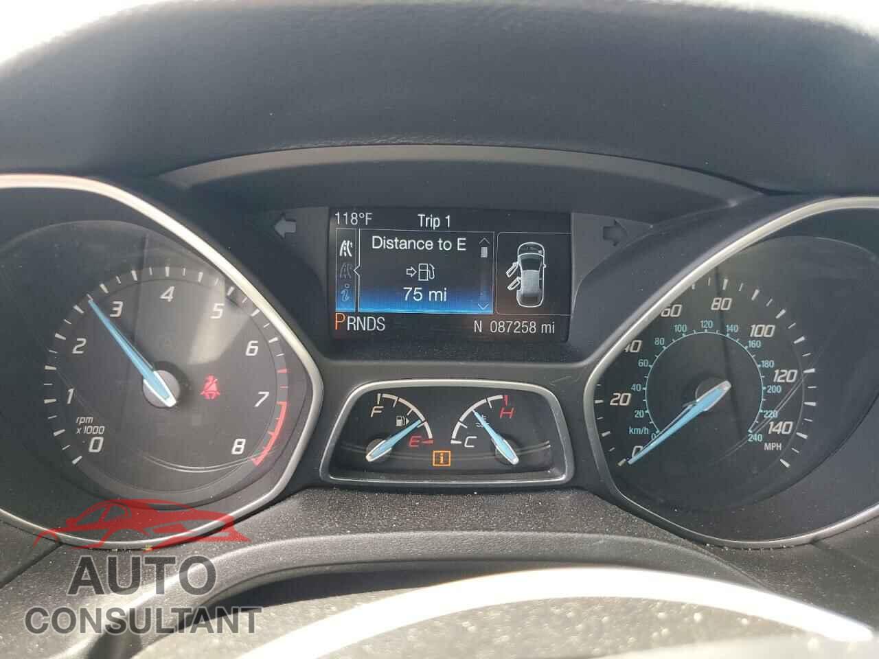 FORD FOCUS 2014 - 1FADP3F2XEL357592