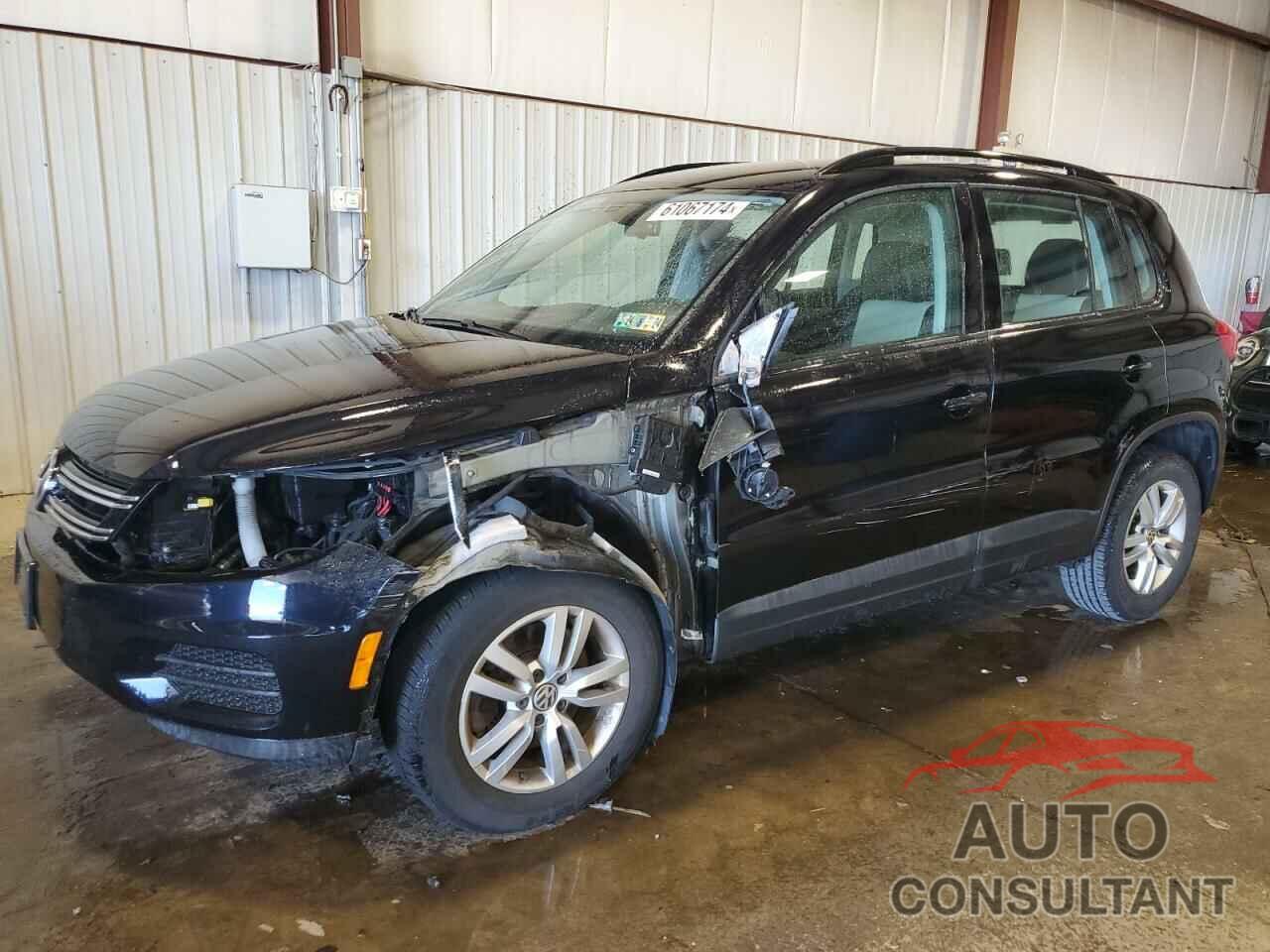 VOLKSWAGEN TIGUAN 2017 - WVGBV7AX9HK029961