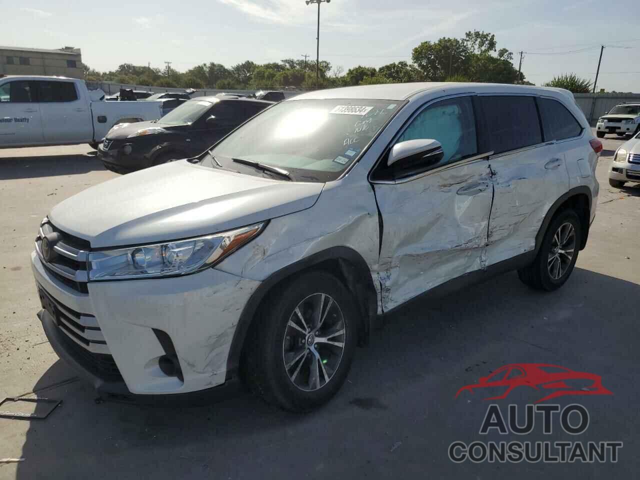 TOYOTA HIGHLANDER 2019 - 5TDBZRFH1KS976918