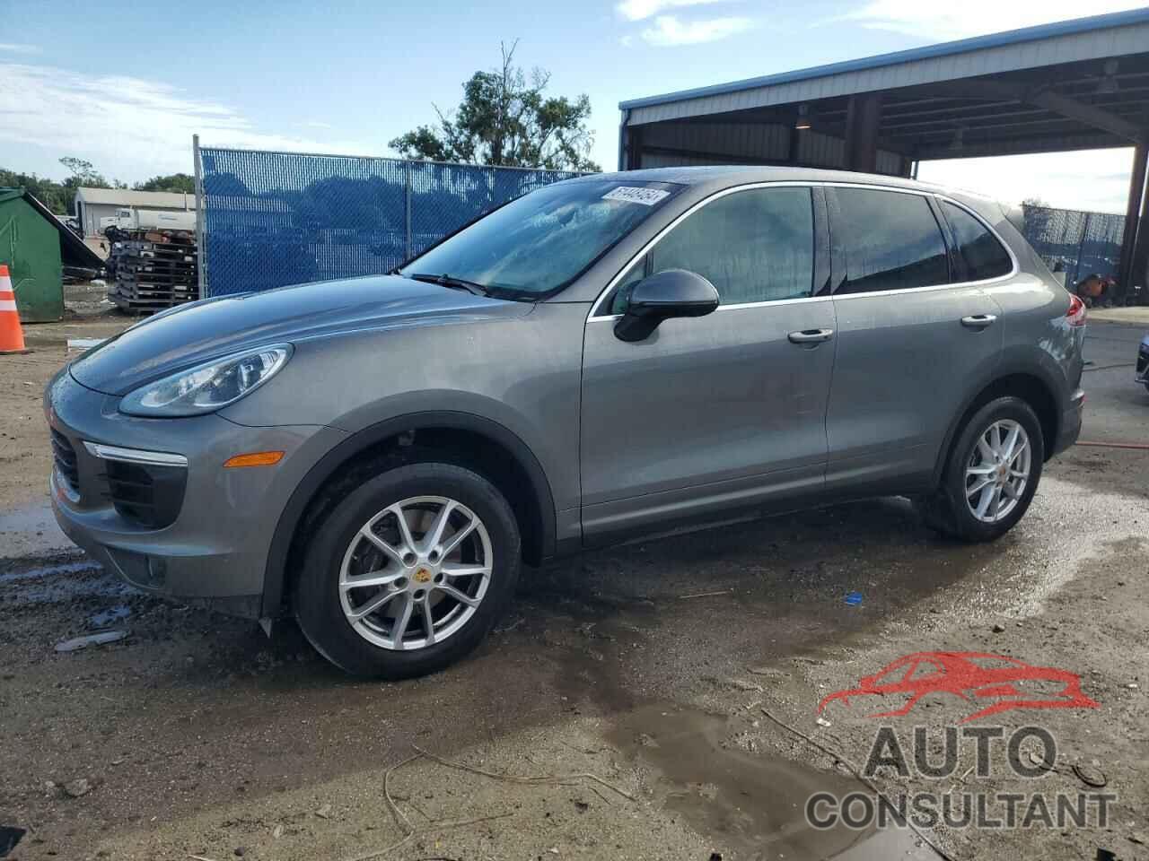 PORSCHE CAYENNE 2018 - WP1AA2A28JKA04976