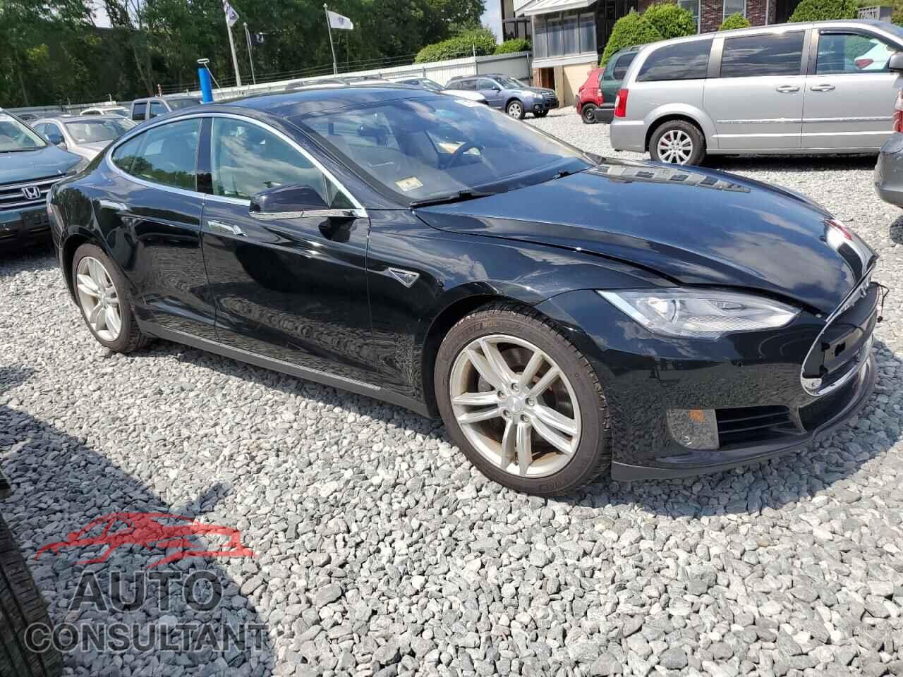 TESLA MODEL S 2015 - 5YJSA1E23FF106359