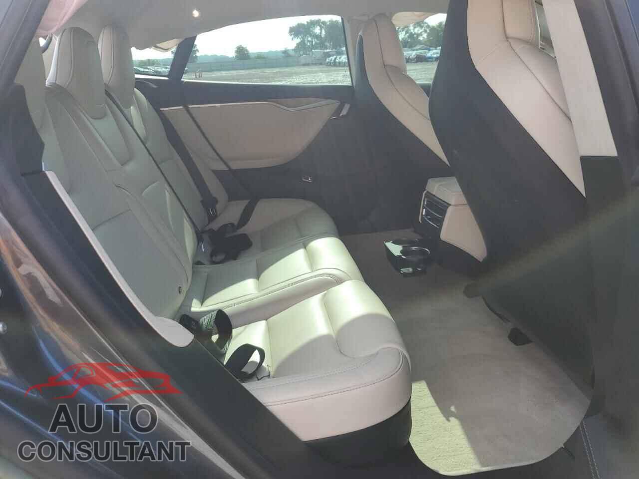 TESLA MODEL S 2018 - 5YJSA1E21JF244233