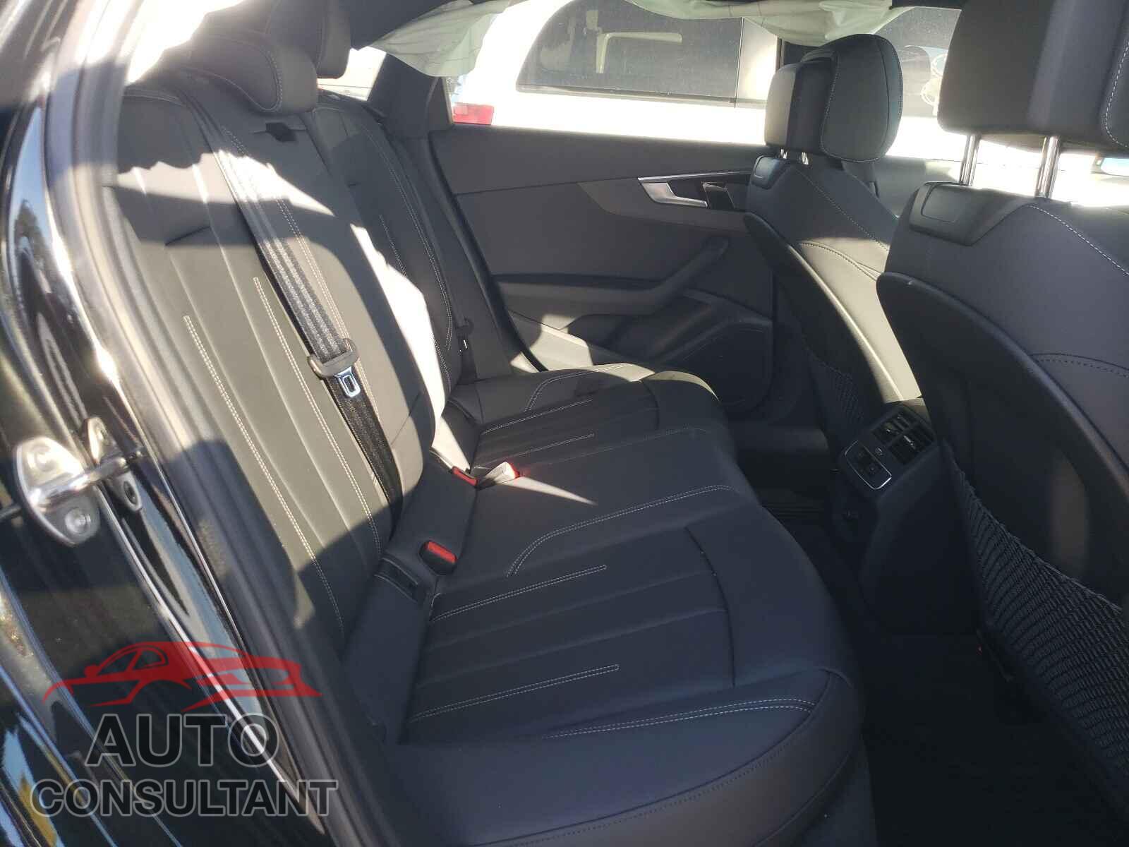 AUDI A4 2021 - WAUDAAF41MA044827