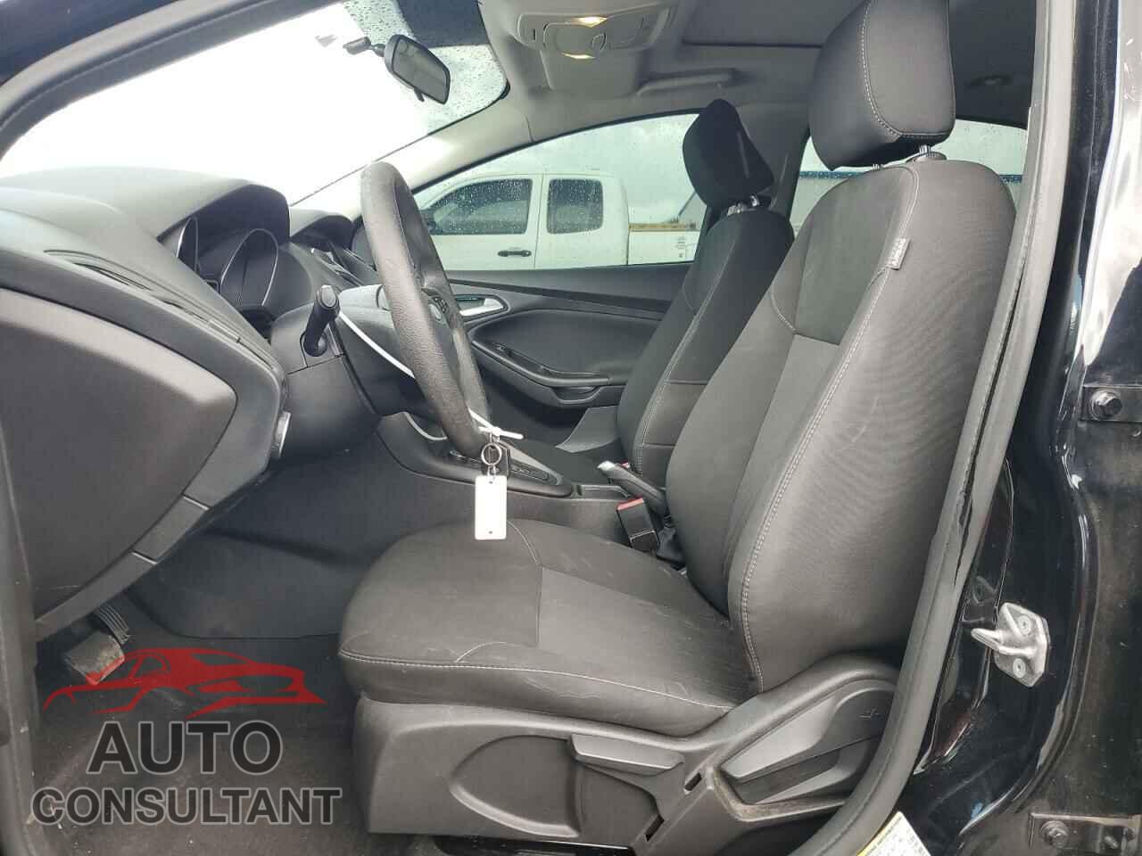 FORD FOCUS 2017 - 1FADP3H29HL221441