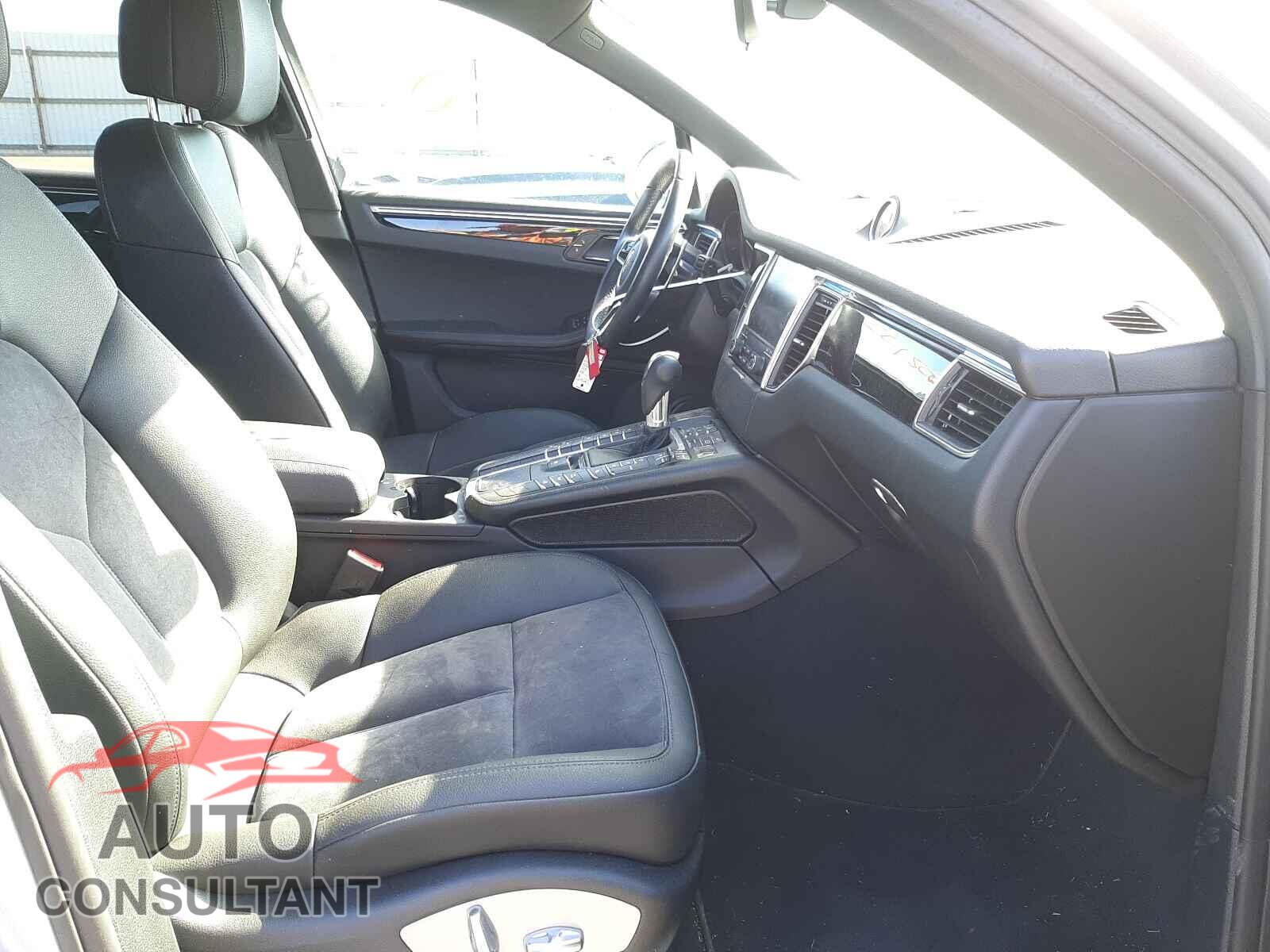 PORSCHE MACAN 2018 - WP1AA2A58JLB06234