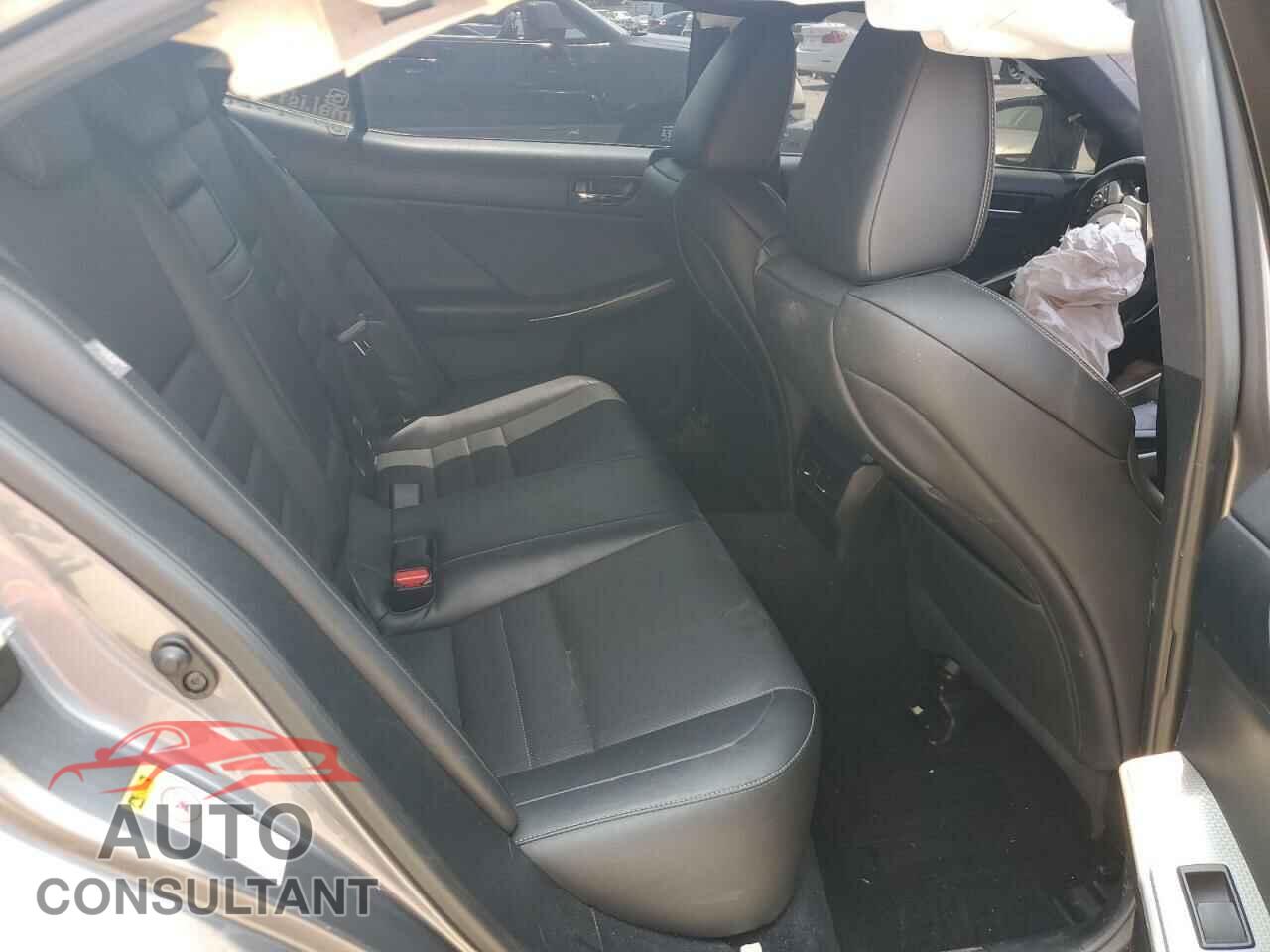 LEXUS IS 2014 - JTHCE1D23E5002074