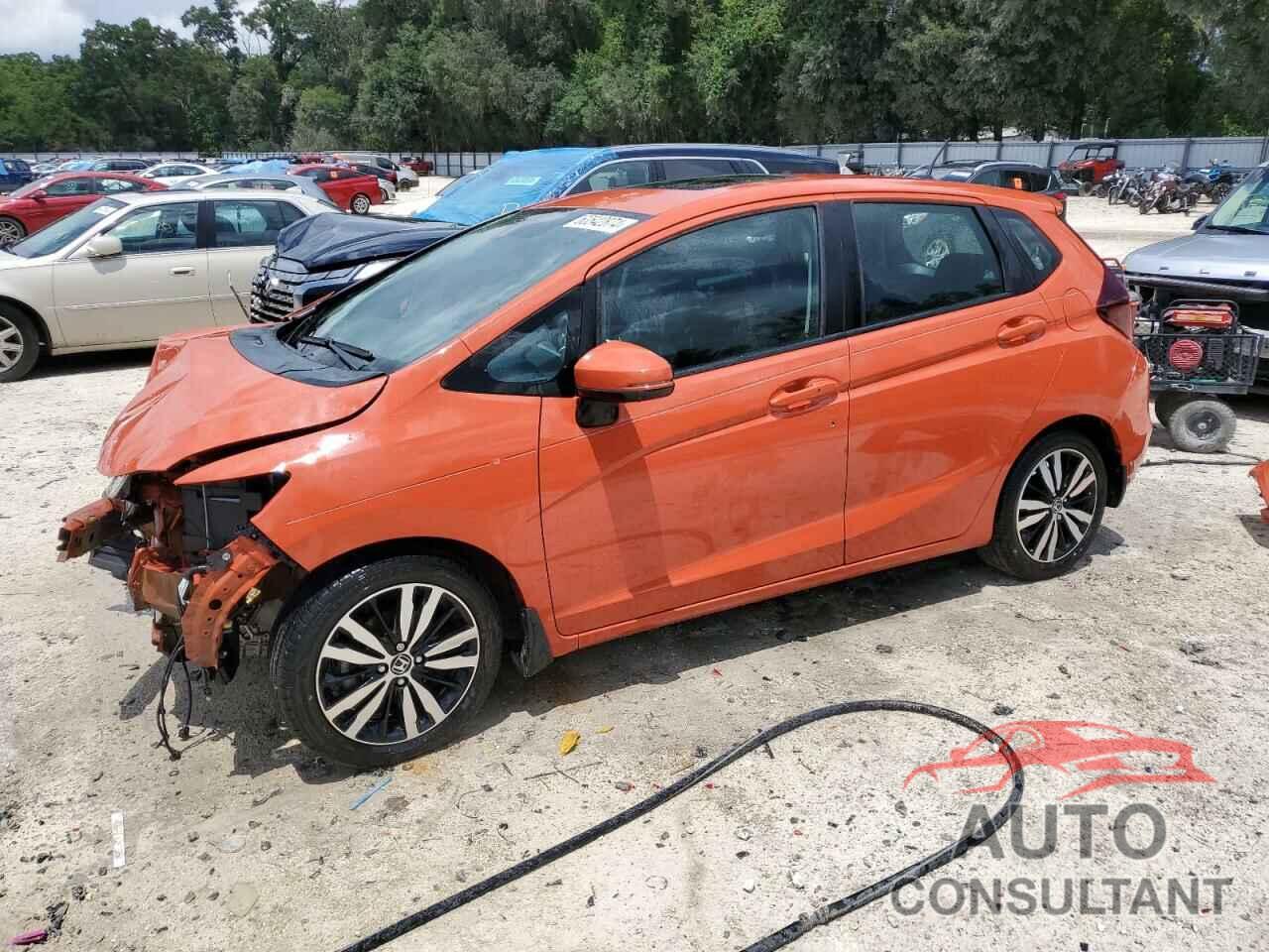 HONDA FIT 2018 - 3HGGK5H08JM719345