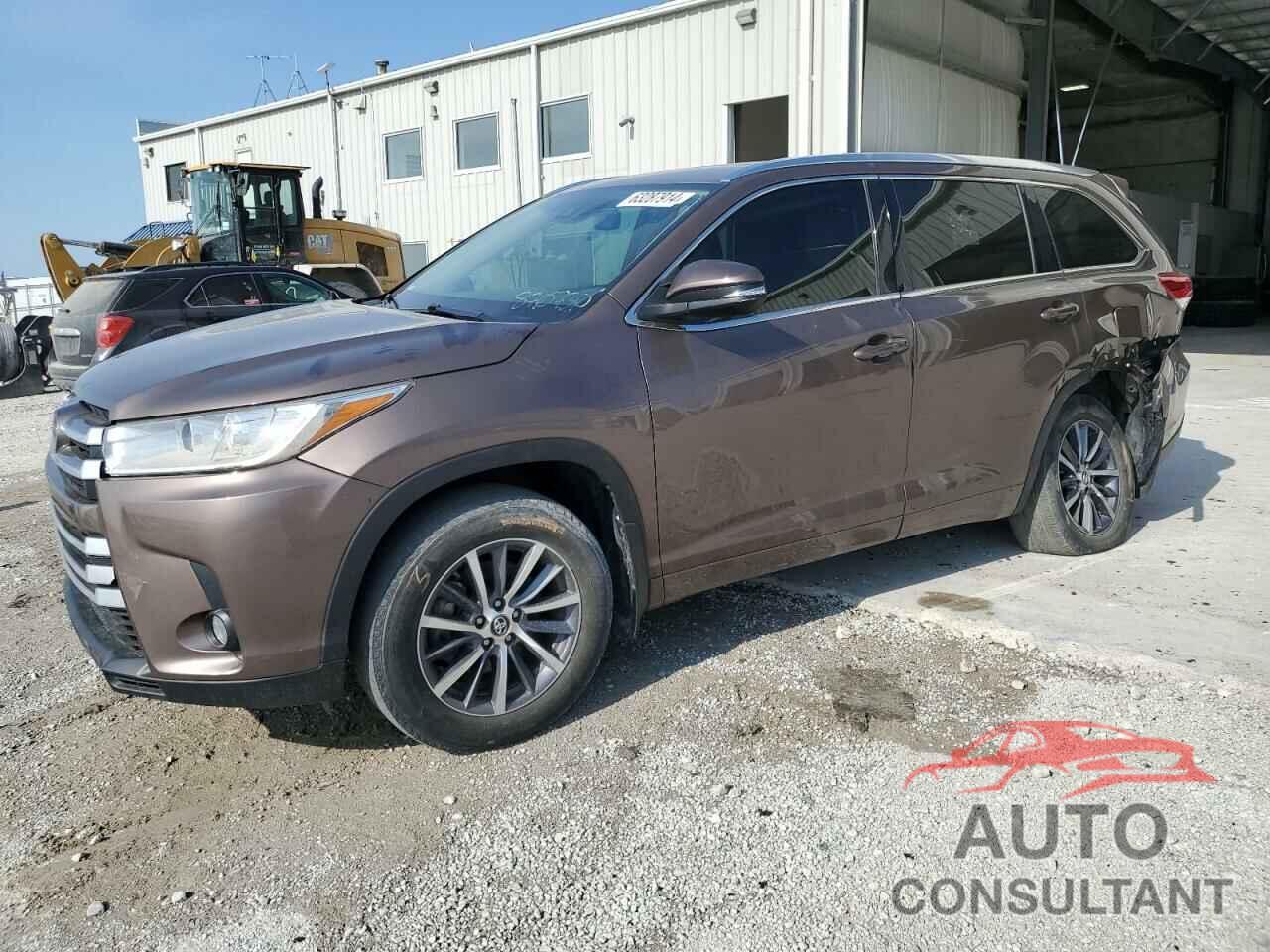 TOYOTA HIGHLANDER 2018 - 5TDJZRFH9JS870730