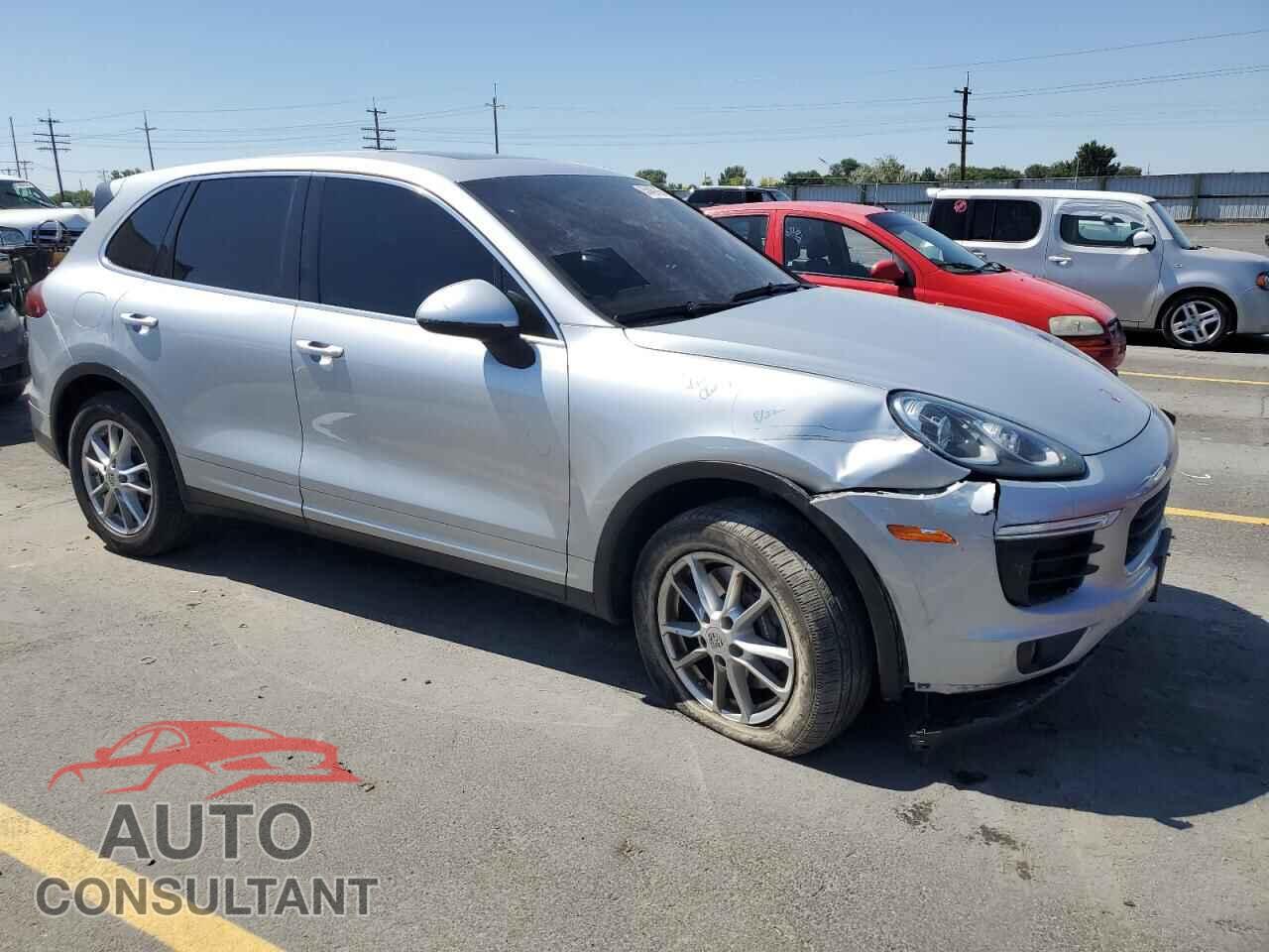 PORSCHE CAYENNE 2016 - WP1AA2A21GLA03607