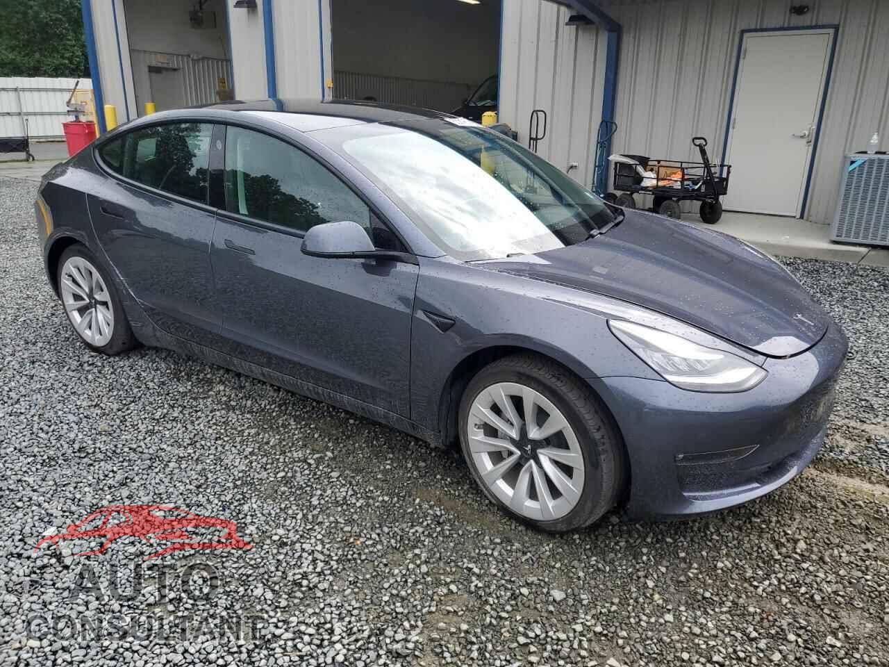 TESLA MODEL 3 2021 - 5YJ3E1EB9MF850246