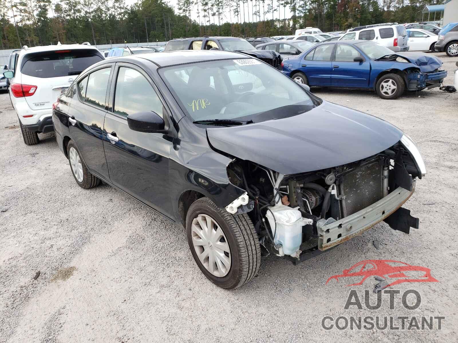 NISSAN VERSA 2017 - 3N1CN7AP3HL814096