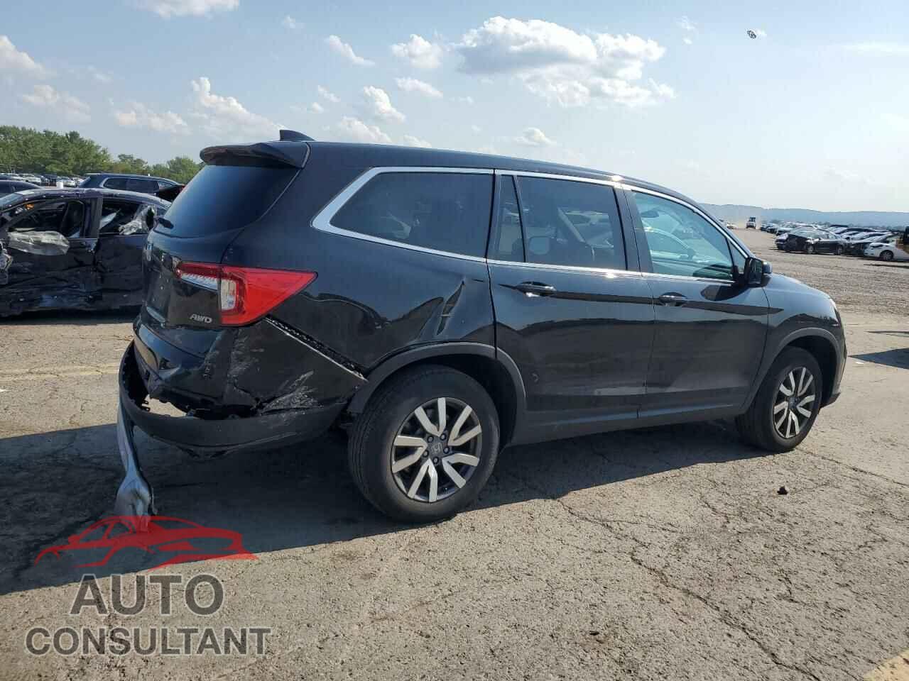 HONDA PILOT 2021 - 5FNYF6H52MB064617