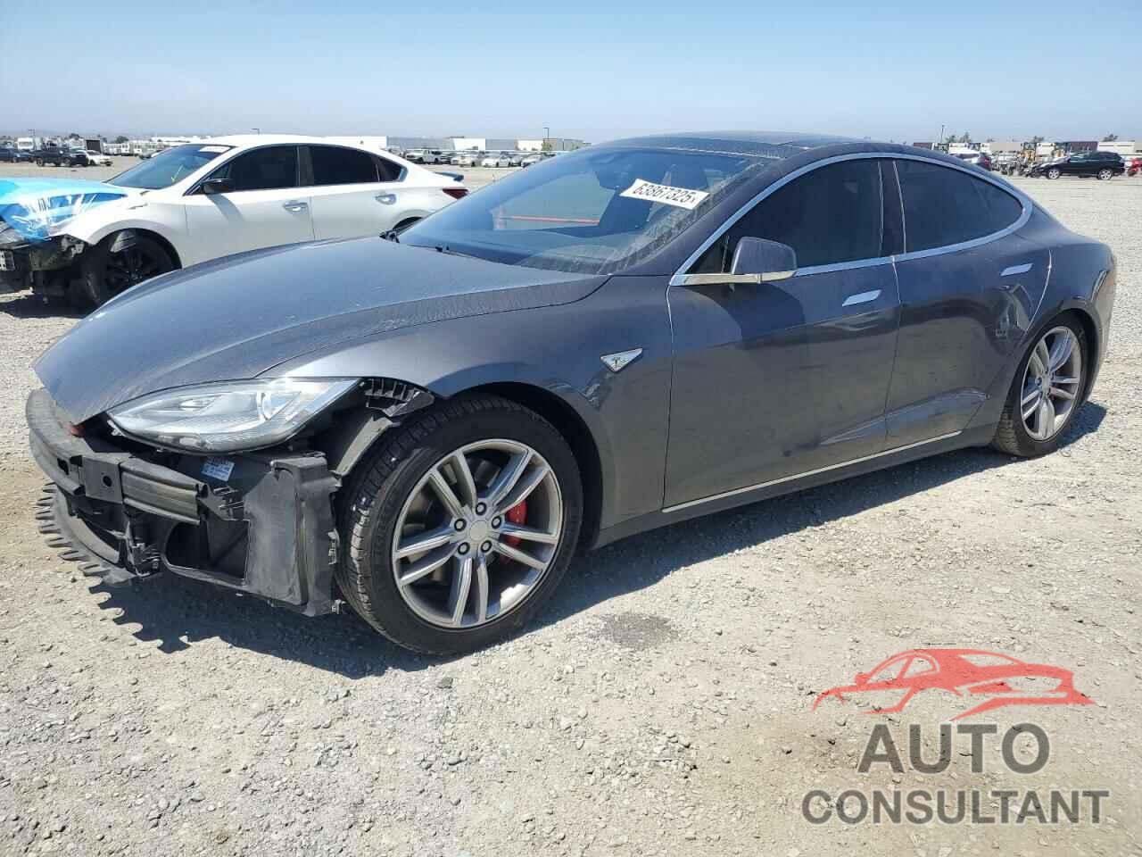 TESLA MODEL S 2015 - 5YJSA1H26FFP69579