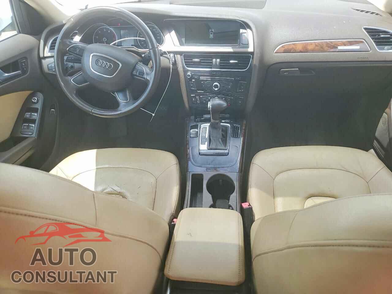 AUDI A4 2013 - WAUBFAFL9DN022647