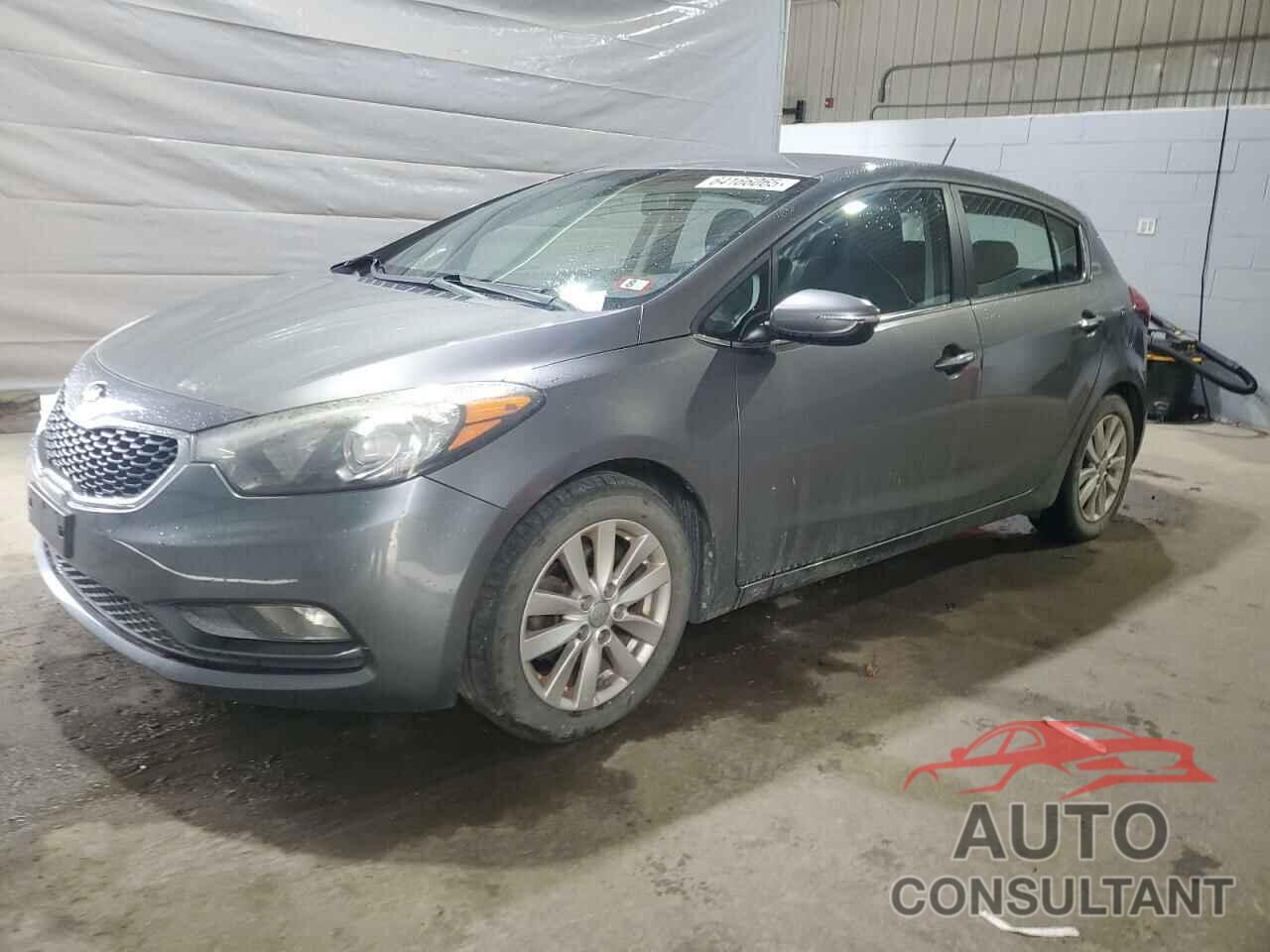 KIA FORTE 2015 - KNAFX5A88F5318559