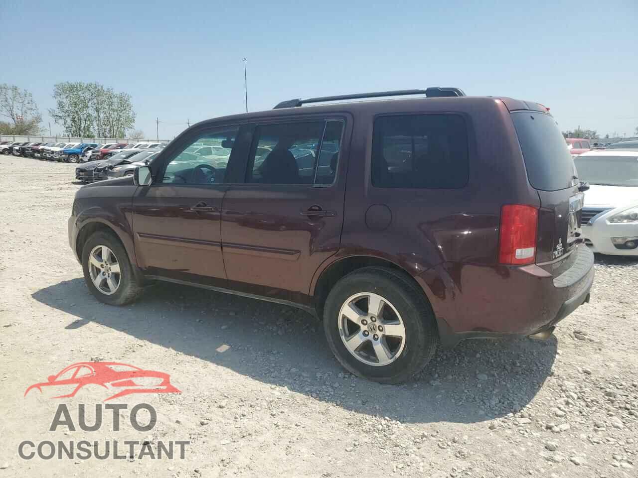 HONDA PILOT 2011 - 5FNYF4H65BB079977