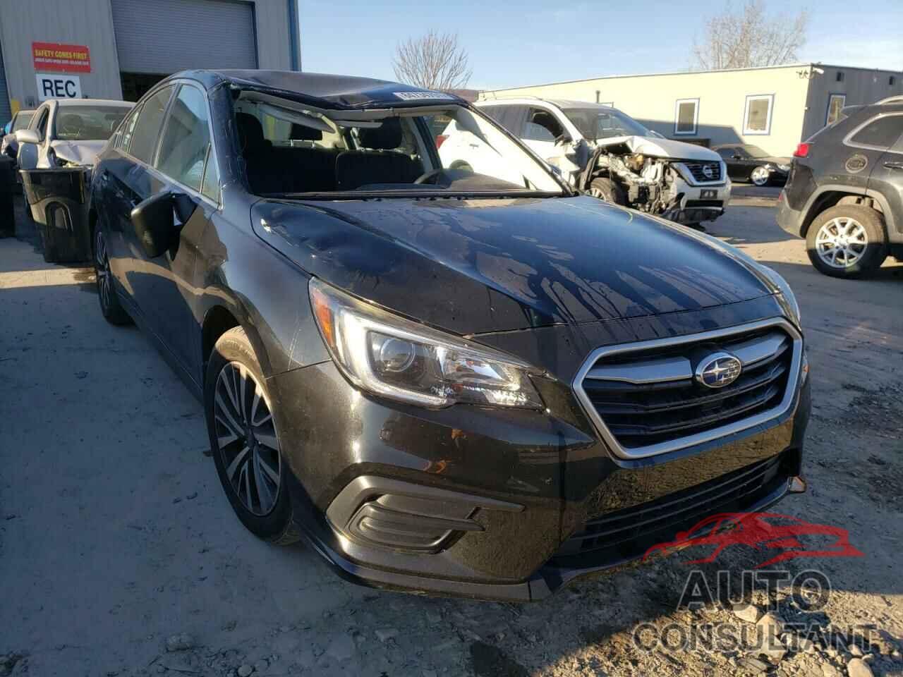 SUBARU LEGACY 2018 - 4S3BNAB66J3027379