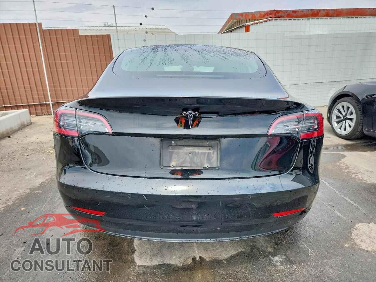 TESLA MODEL 3 2022 - 5YJ3E1EA2NF369683