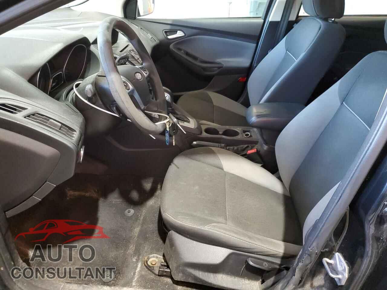 FORD FOCUS 2014 - 1FADP3F27EL210422