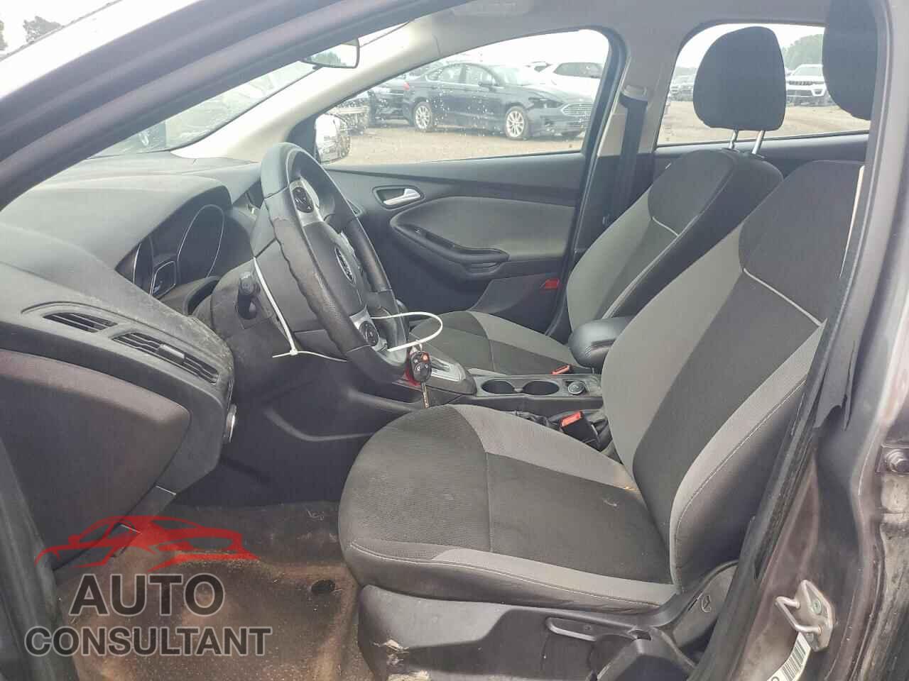 FORD FOCUS 2014 - 1FADP3F24EL266155