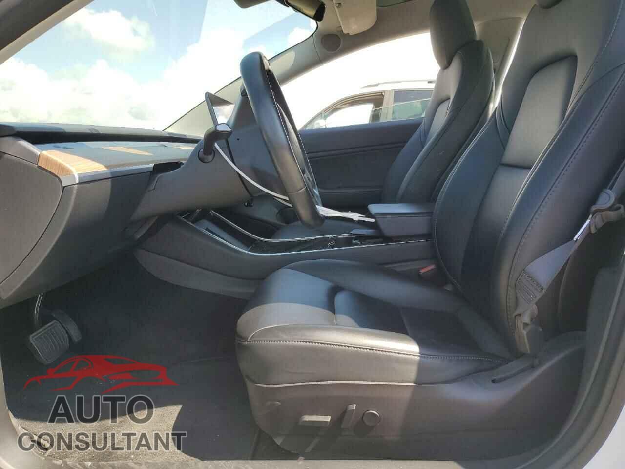 TESLA MODEL 3 2018 - 5YJ3E1EA7JF035353