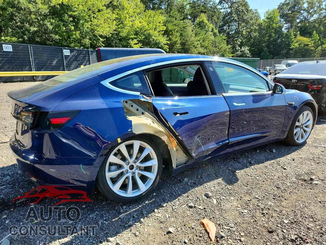 TESLA MODEL 3 2018 - 5YJ3E1EA5JF033391