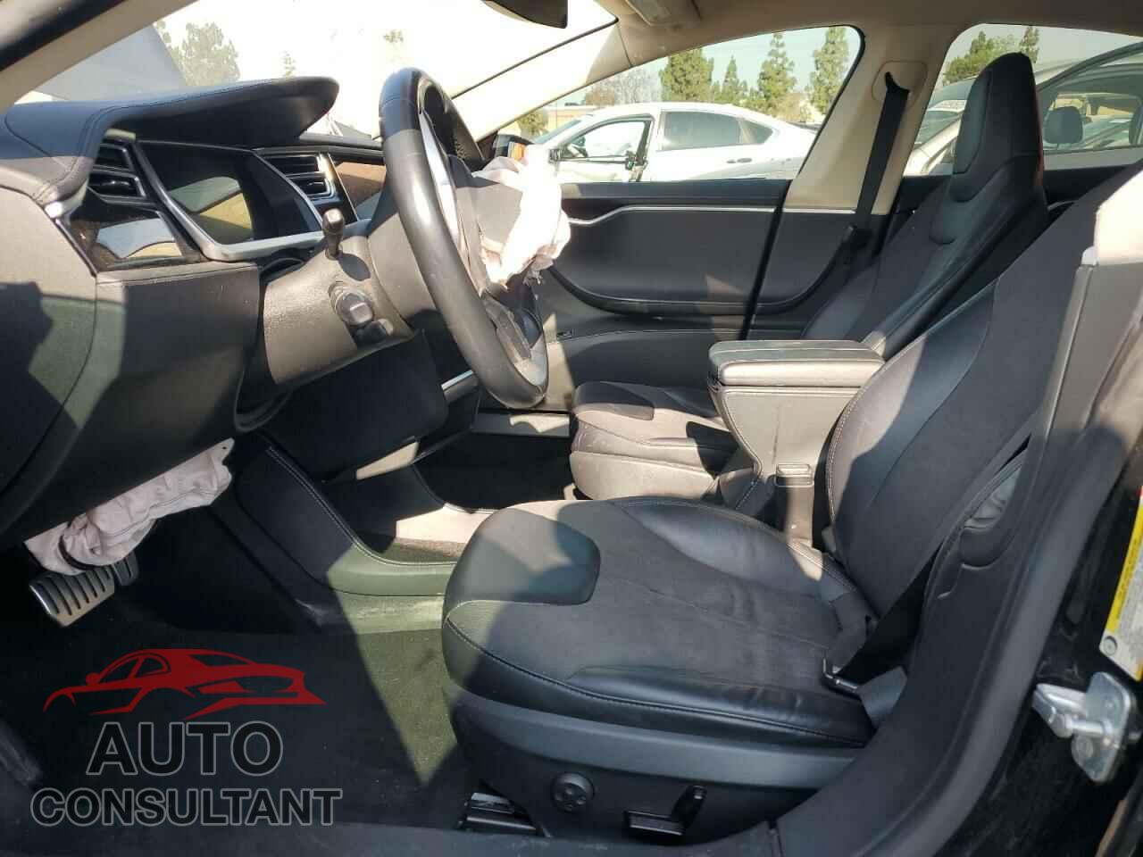TESLA MODEL S 2013 - 5YJSA1CP6DFP27686