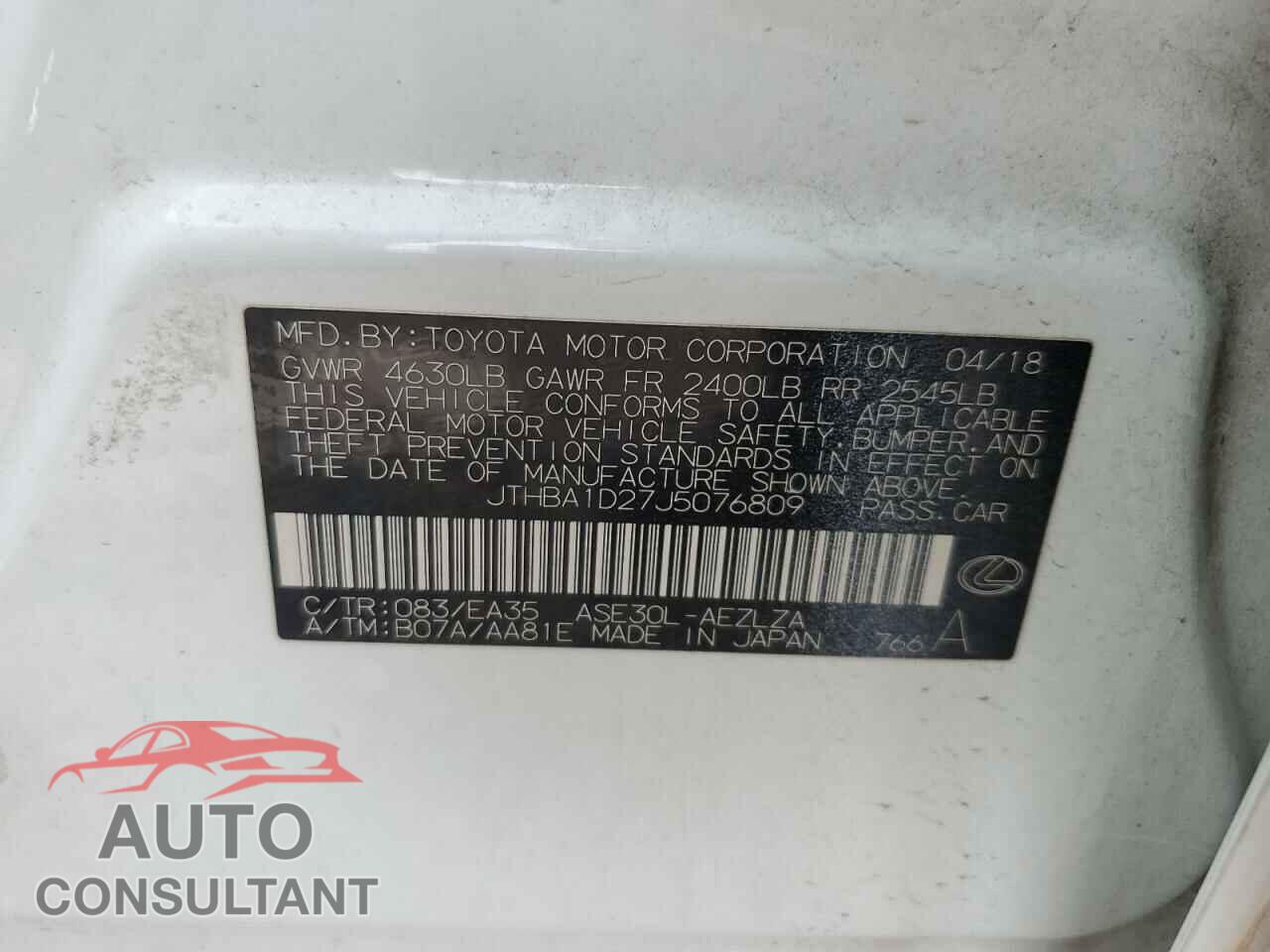 LEXUS IS 2018 - JTHBA1D27J5076809
