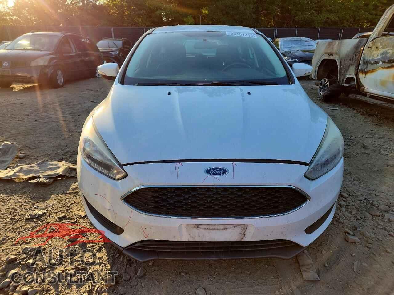 FORD FOCUS 2017 - 1FADP3K20HL323106