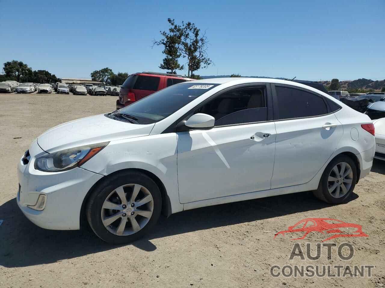 HYUNDAI ACCENT 2013 - KMHCU4AE5DU478928