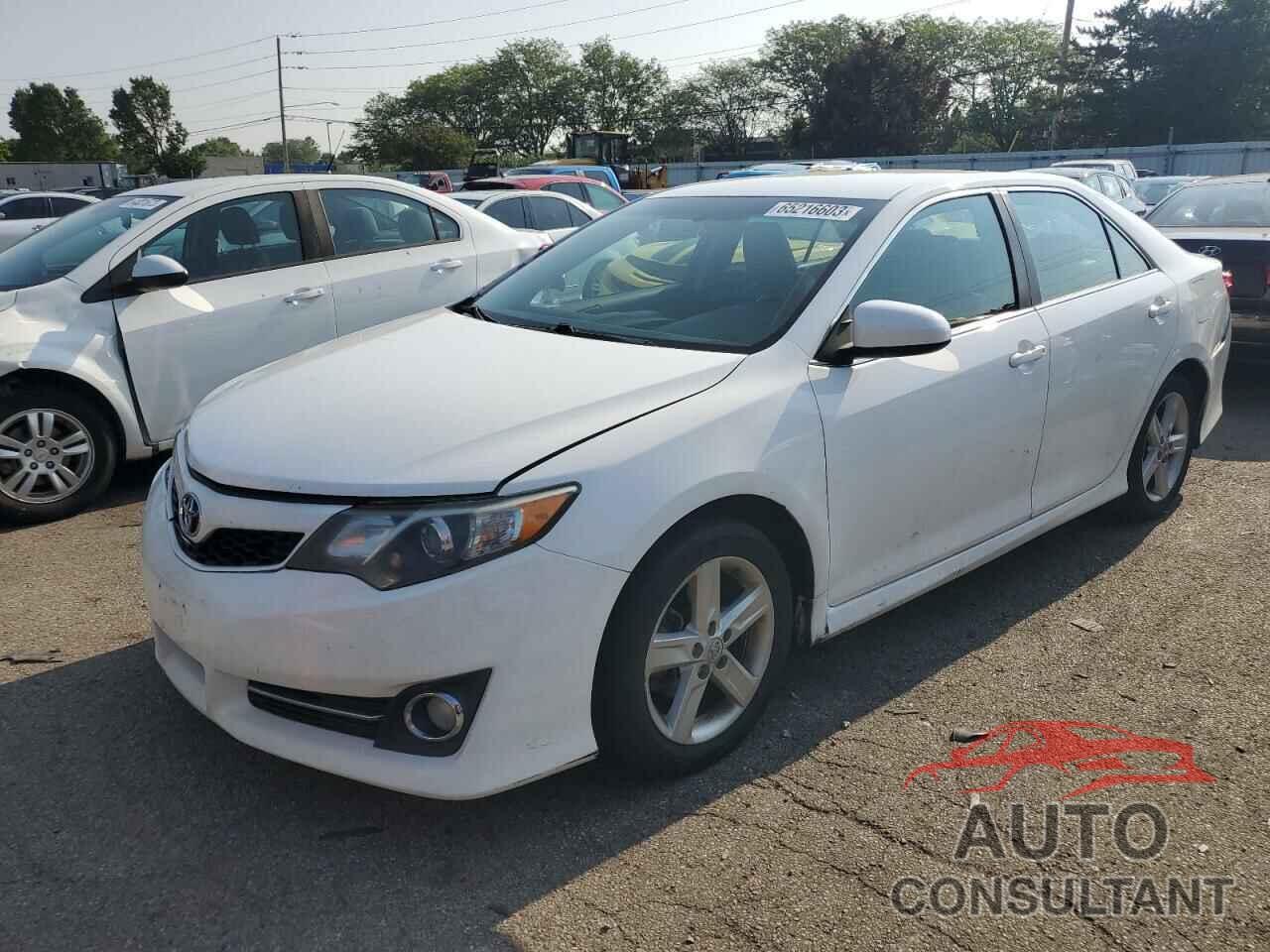 TOYOTA CAMRY 2014 - 4T1BF1FK8EU345147