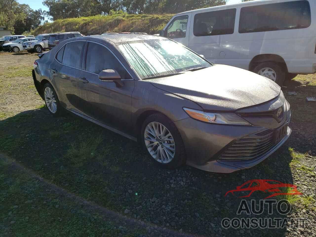 TOYOTA CAMRY 2019 - 4T1B11HK8KU227431