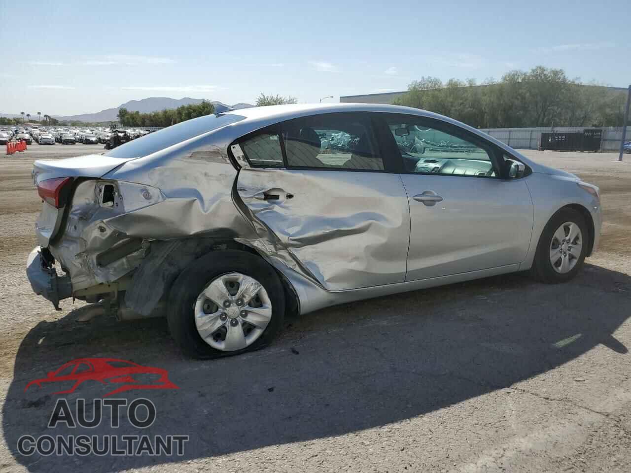 KIA FORTE 2017 - 3KPFK4A76HE064005