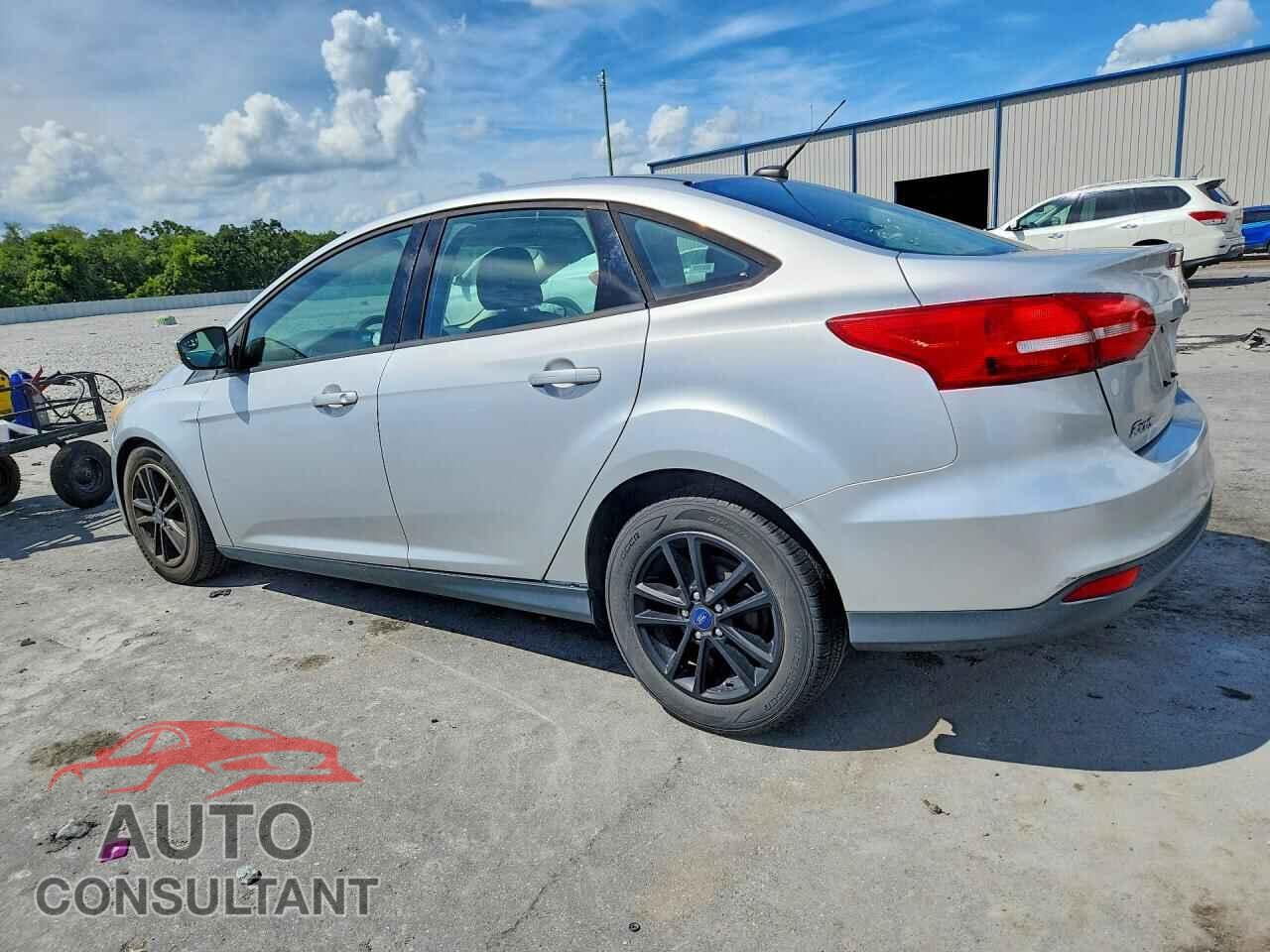 FORD FOCUS 2017 - 1FADP3F21HL248247