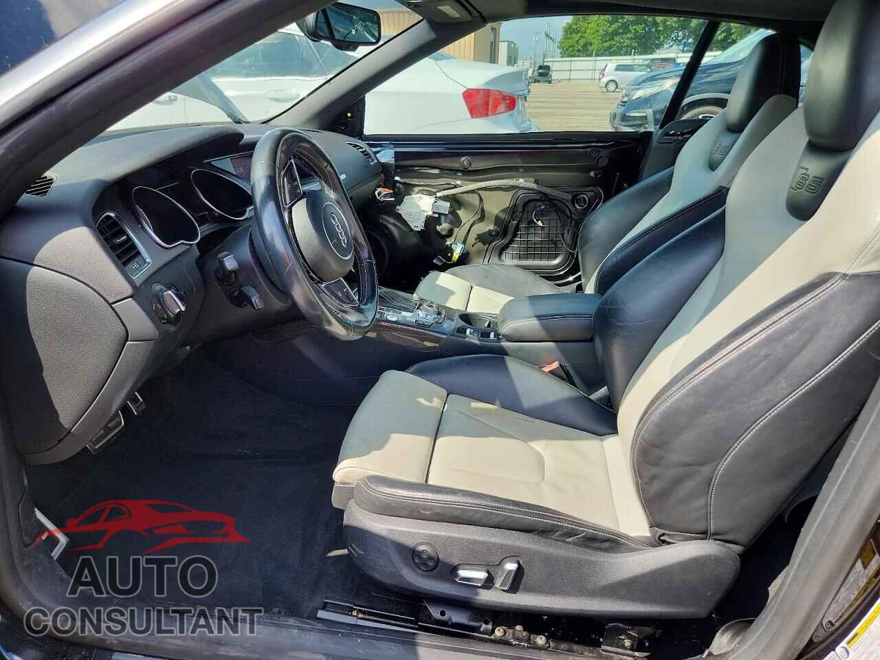 AUDI S5/RS5 2013 - WAUVGAFH5DN011165