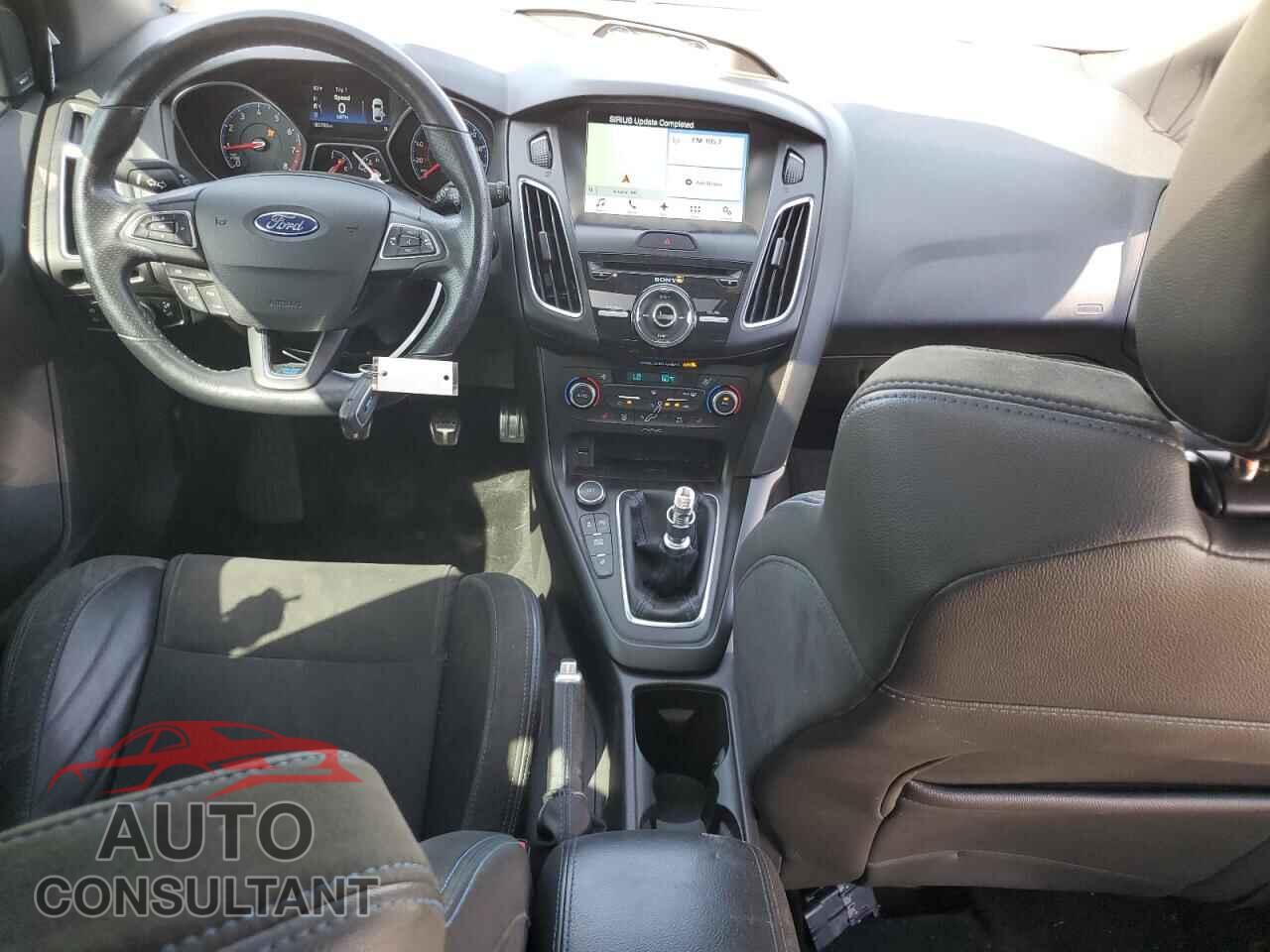 FORD FOCUS 2017 - WF0DP3TH5H4123598