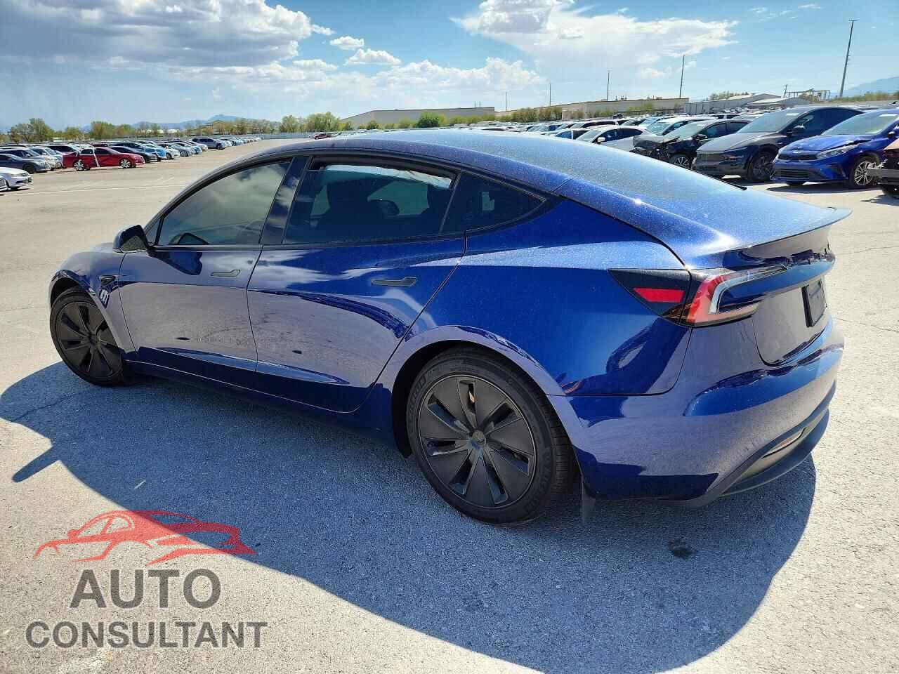 TESLA MODEL 3 2024 - 5YJ3E1EA2RF828989