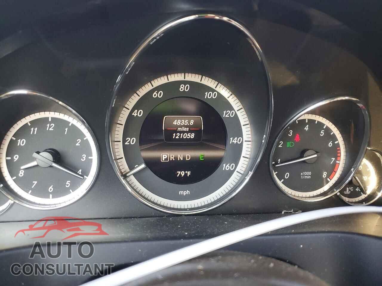 MERCEDES-BENZ E-CLASS 2013 - WDDKJ8JB5DF209764