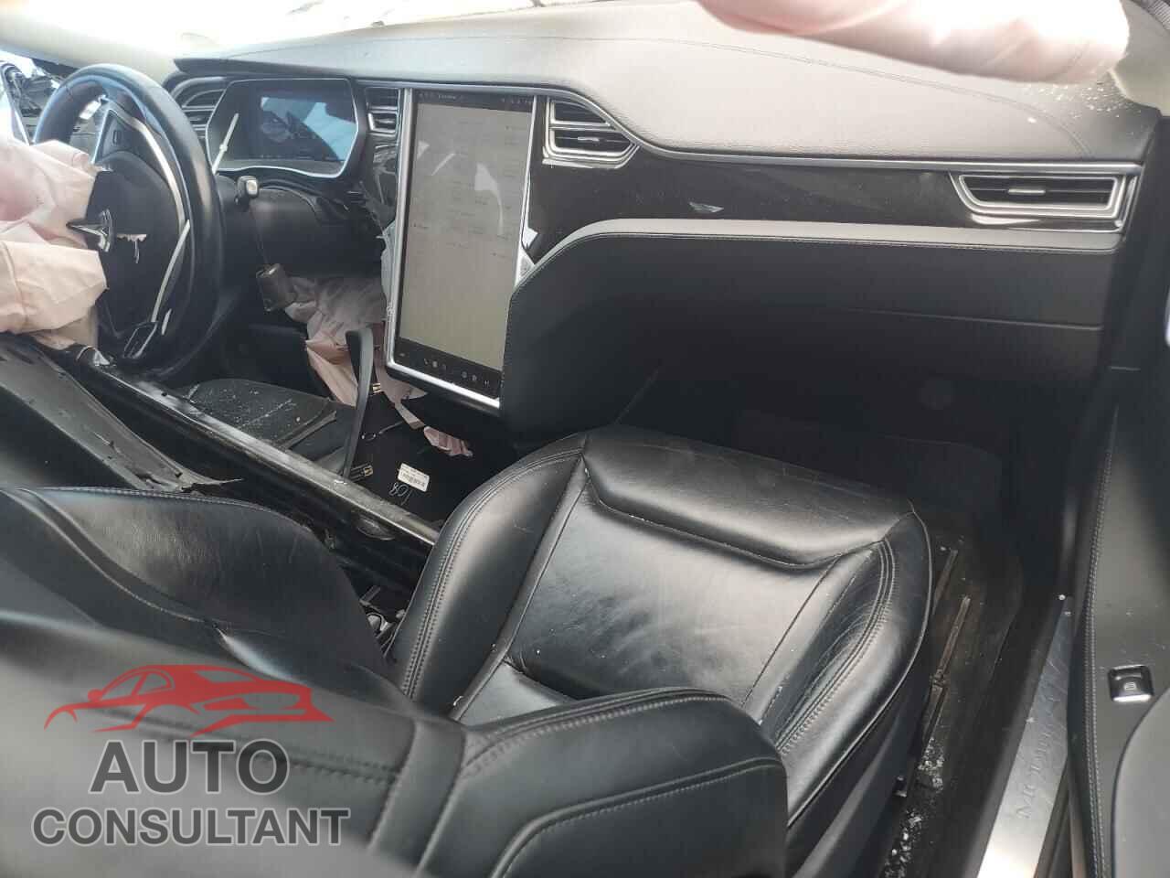 TESLA MODEL S 2015 - 5YJSA1S23FF088028