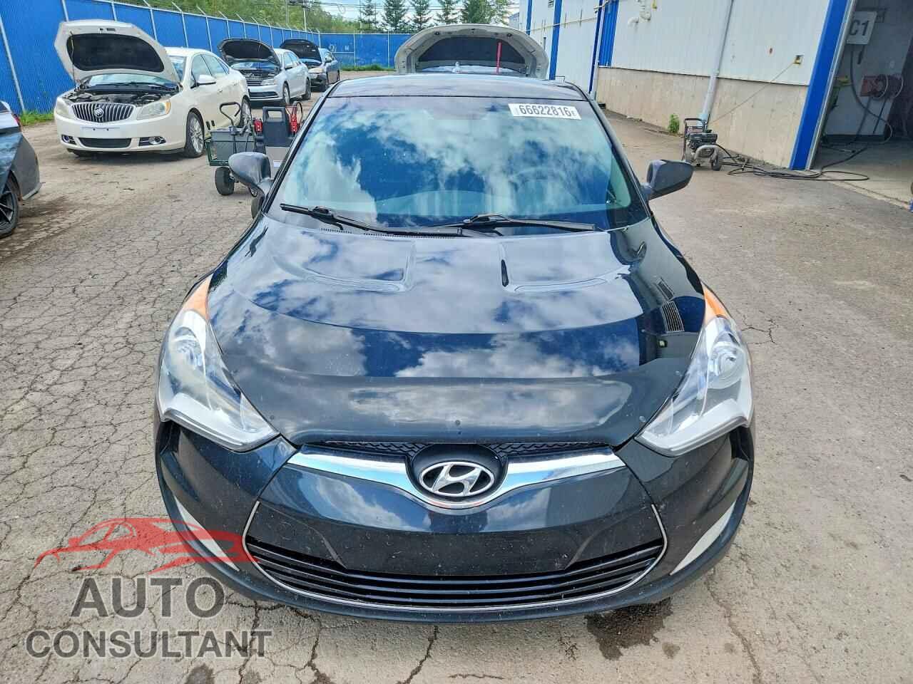 HYUNDAI VELOSTER 2015 - KMHTC6AD4FU220148