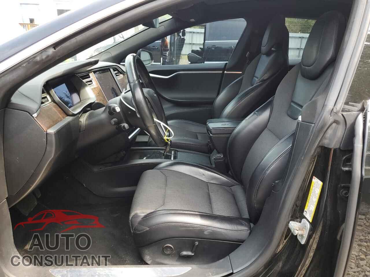 TESLA MODEL S 2017 - 5YJSA1E22HF204768